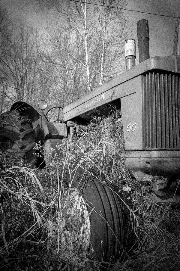 jrtwynam's tweet photo. An old and rusty John Deere farming tractor sits #abandoned, forgotten, and slowly being overtaken by rust and decay in an auto wrecker's yard near #Rockwood, #Ontario.
https://t.co/wQvb9ntPSn
#BuyIntoArt #PrintsForSale #OnlineShopping #AYearForArt #AtRest #Retired #DiscoverON https://t.co/hdfaWclzBs