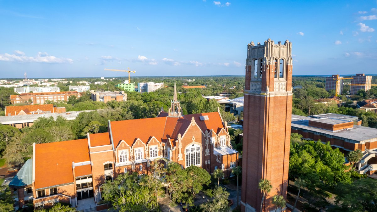 It's #NationalFloridaDay which means we have to show all of our love to our favorite place 🧡