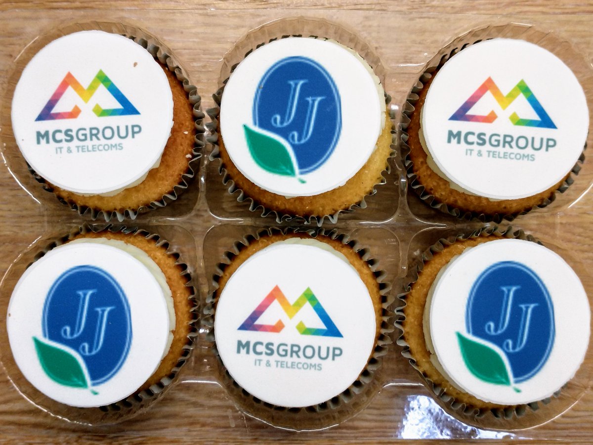 Who doesn't like cake on a wednesday? Many thanks to our friends <a href="/mcsgroup_it/">MCS Group</a> for the @printcakesuk cupcakes. They'll go down nicely with a brew!
.
#cake #cupcakes #itsupport #foodie #brewtime