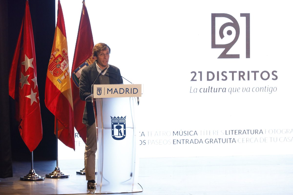 La cultura y la música llegan a todos los barrios de Madrid con la IV edición de @21distritos_.

A partir del 27 de enero artistas como Jorge Prado, Niño de Elche, Israel Galván o Janet Novás inundarán de cultura todas la calles de nuestra ciudad.

¡No os lo perdáis!