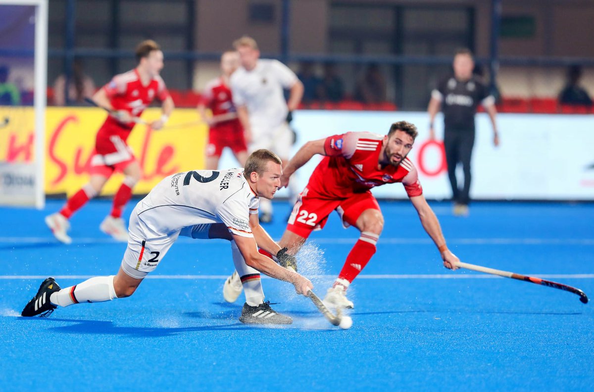 TheHockeyIndia's tweet photo. Germany pull off a heist to book their spot in the semi final. Here are some moments from the game.
๐ด๓ ง๓ ข๓ ฅ๓ ฎ๓ ง๓ ฟ ENG 2-2 GER ๐ฉ๐ช (SO: 3-4)
#ENGvsGER
#HockeyIndia #HWC2023 #HockeyWorldCup2023 #StarsBecomeLegends @CMO_Odisha @sports_odisha @IndiaSports @Media_SAI @EnglandHockey @DHB_hockey https://t.co/2rCz9MiJoH