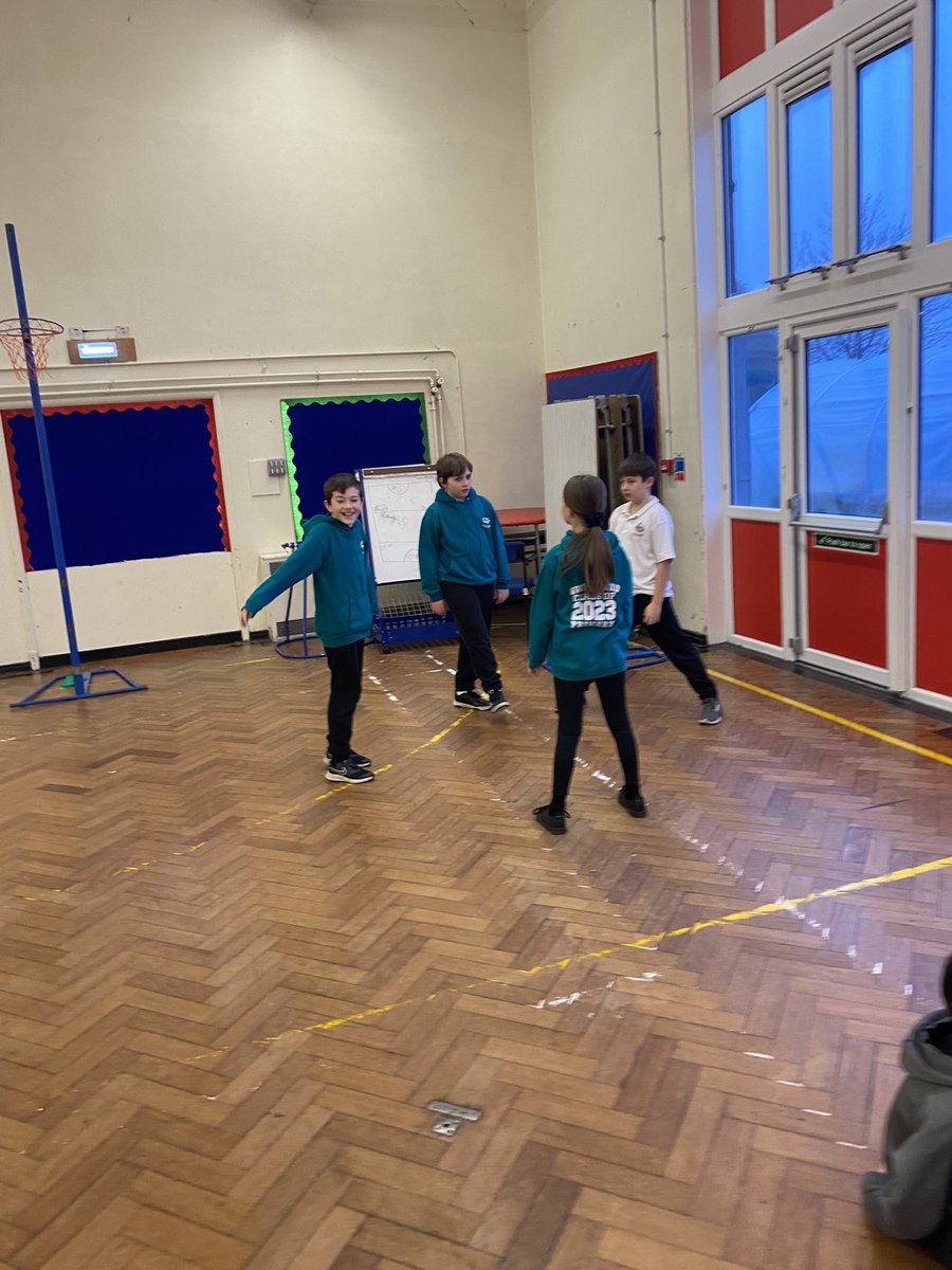 Gwyrosydd2014's tweet photo. Evolution movement in dance this morning. Fabulous ideas and involvement! #gspEXP https://t.co/rruSFoPdS9