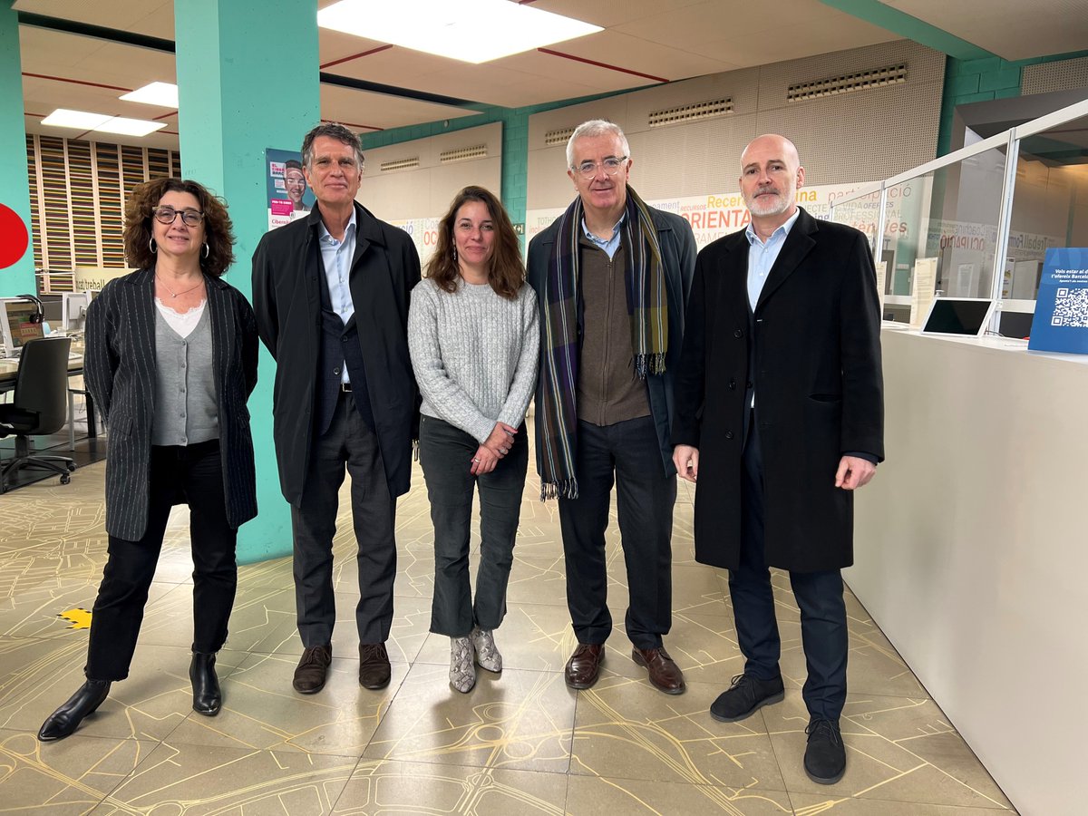 barcelonactiva's tweet photo. 🔴Rebem visita de @CdEconomia!
Jaume Guardiola i Miquel Nadal, president i director del Cercle d'Economia coneixen els espais de #Porta22, #IncubadoraGlòries, #Mediatic i #BIWD.
🔛@felixortega, @africa_cardona, @baro_jaume i @montsebasora els expliquen els programes i serveis. https://t.co/1wPd10tJl6