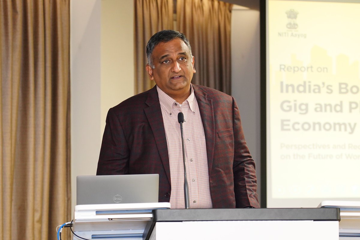 ISBedu's tweet photo. ISB Institute of Data Science (IIDS) in collaboration with Niti Aayog organised a workshop today at our Mohali campus on Indian’s booming gig and platform economy to explore areas of collaborative research.

#ISB #gigeconomy #ResearchatISB https://t.co/jFM03u440m