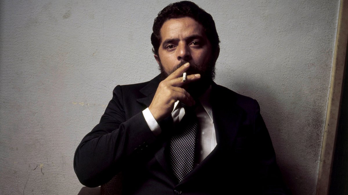 BrianMteleSUR's tweet image. "This guy showed up at the union wanting to help out," he said, laughing, "and before I asked about his profession, I looked at that palm of his hands. There was no mistake about it: smooth palms with no callouses, it had to be a trotskyist." - Lula, 1978