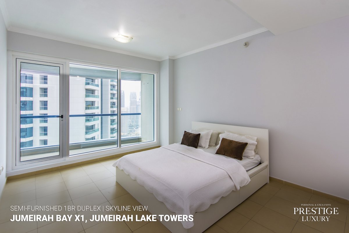 This modern 1 bed, 2 bath duplex in #JLT is available to rent for just AED85,000 p/y!

✅ Part furnished with new appliances
✅ Centrally located with a nearby metro station
✅ Balcony
✅ 980 sq. ft

Find out more and book your viewing today: bit.ly/3H3vxvD