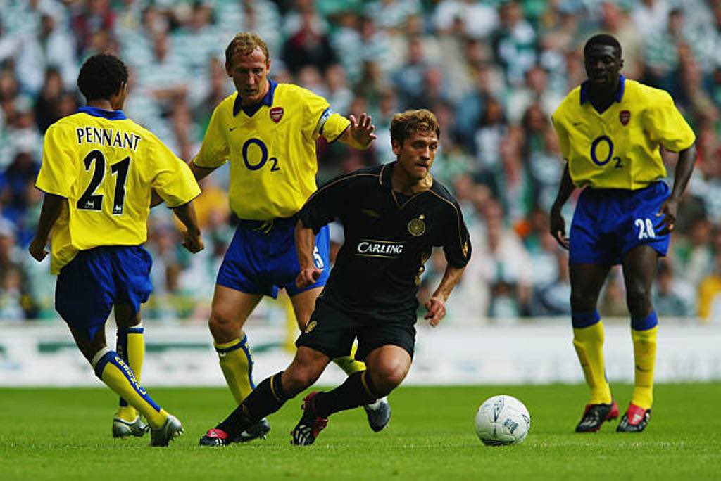 ArsenalFanFocus's tweet photo. Favorite Arsenal Memory: My favorite Arsenal memory is either watching Henry score the winner against Leeds at the Emirates or the pre-season friendly against Leeds in 2003, which was the first game I attended with my dad. https://t.co/ov1q1smZ4j