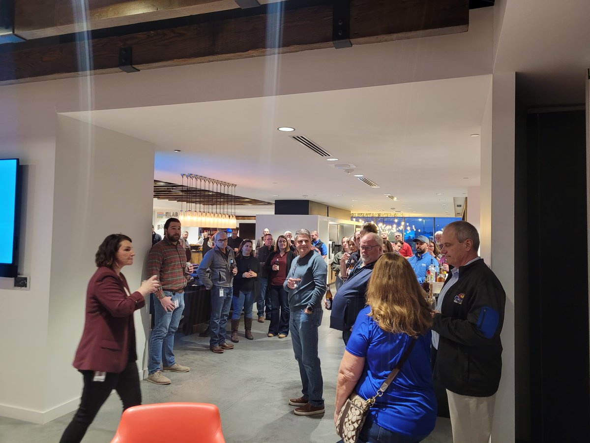 PiperSystems's tweet photo. We're in Kansas!

Piper System with the DFA Central Area Membership Team assembled for the launch of the AccuStream program in Kansas City.

#dairyfarmers #dfamilk #dairyfarming #milkcollection #Dairy #USdairy https://t.co/r1huaJPSQ4