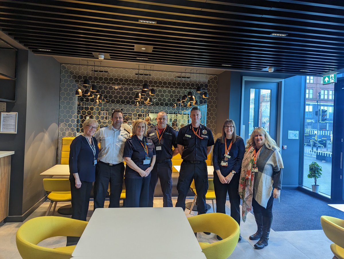 Cwhitworth2016's tweet image. Thank you to @manchesterfire @CheshireFire for coming into our new City Campus  for a tour, Lunch in our 1853 student run restaurant and to discuss how we can work together. We are very excited by the proposals discussed so watch this space! #IndustryExcellence @AcademyTmc