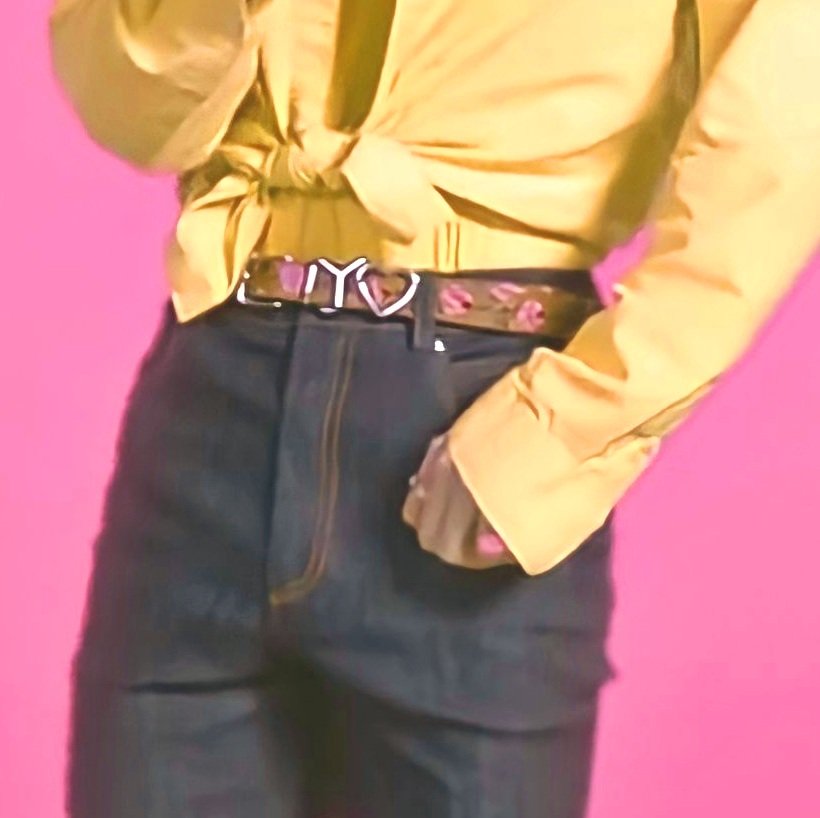 koosdairy's tweet photo. jungkook's heart shaped accessories, just pretty boy things https://t.co/hxzIbr8zyK