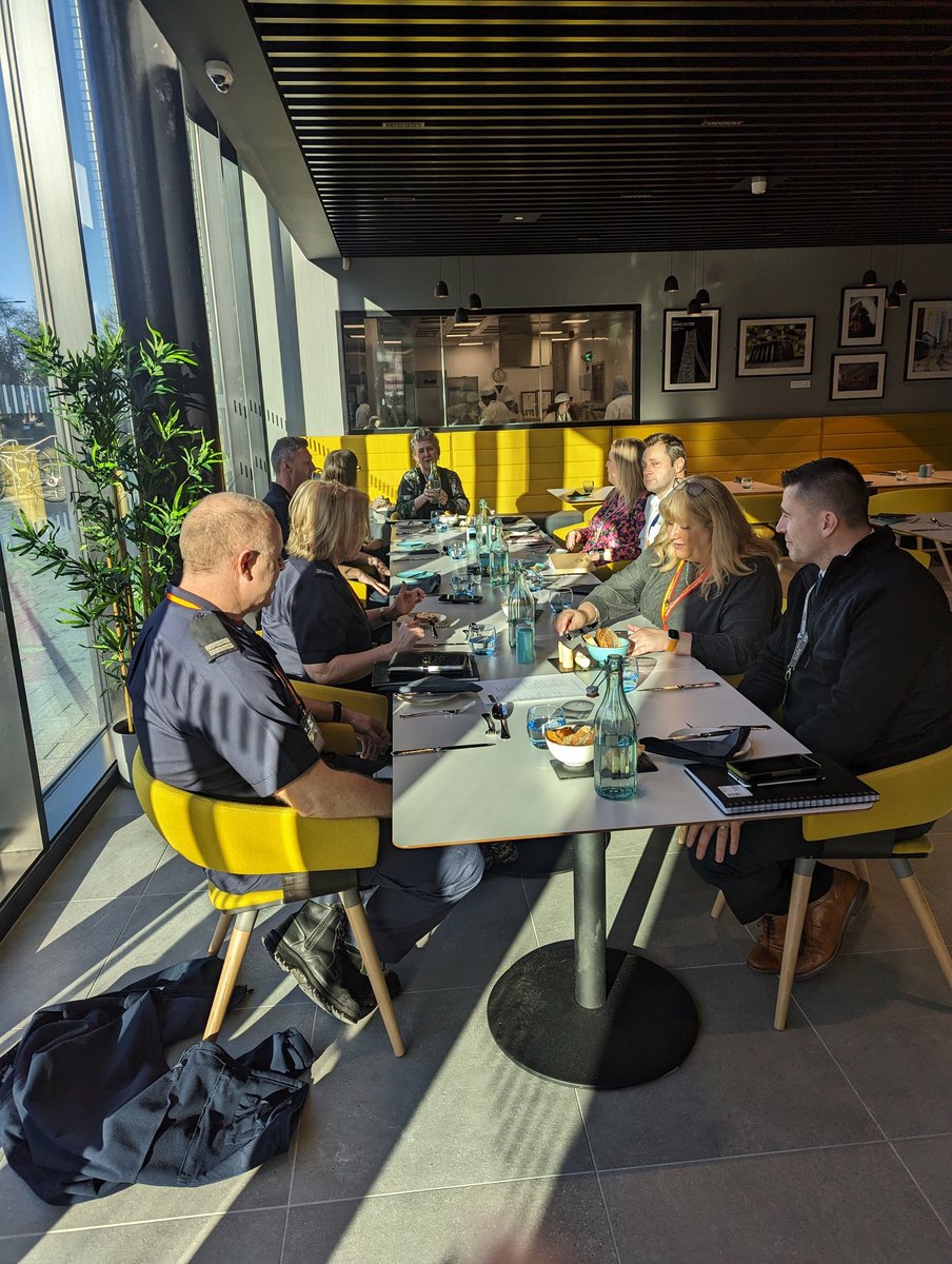 Cwhitworth2016's tweet image. Thank you to @manchesterfire @CheshireFire for coming into our new City Campus  for a tour, Lunch in our 1853 student run restaurant and to discuss how we can work together. We are very excited by the proposals discussed so watch this space! #IndustryExcellence @AcademyTmc