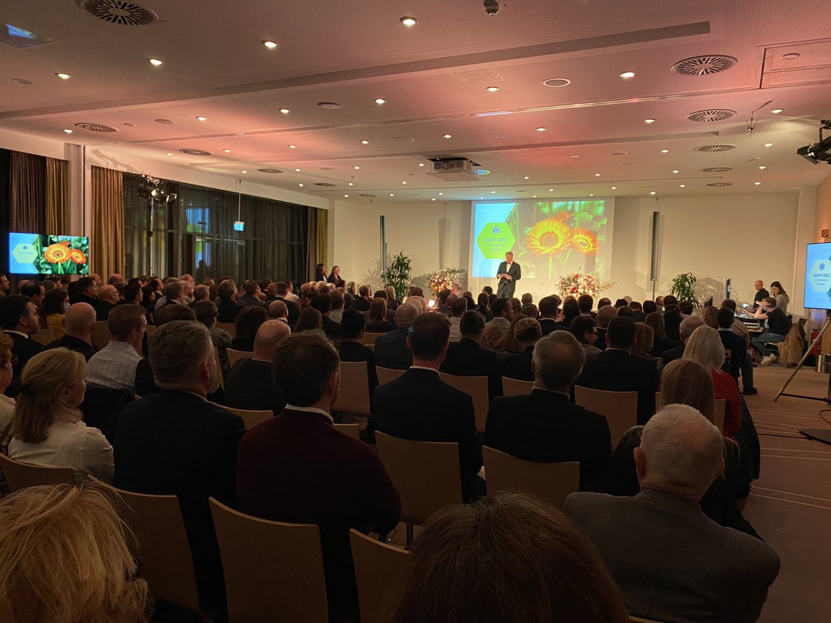 EventsSeren's tweet photo. It is with great honour and pleasure that we manage this 12 month awards submission process, which results in the wonderful IGOTY Awards Ceremony. 
Here’s a snapshot of the awards ceremony operated in Essen last night… 🇩🇪 🙌 🏆🎉

#Associations #PCO  #AwardsCeremony https://t.co/LI0E51kKtT