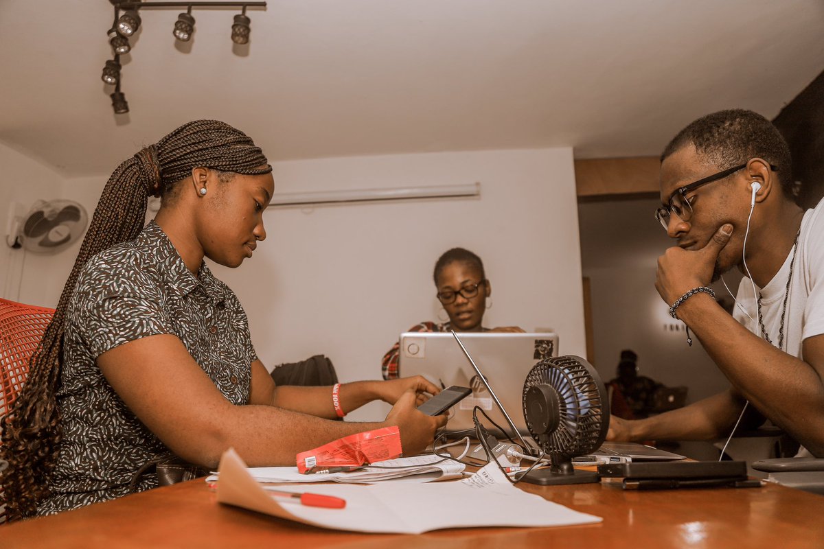 Focus on being productive, Instead of being busy. - Tim Ferriss 

#lifeatthehub