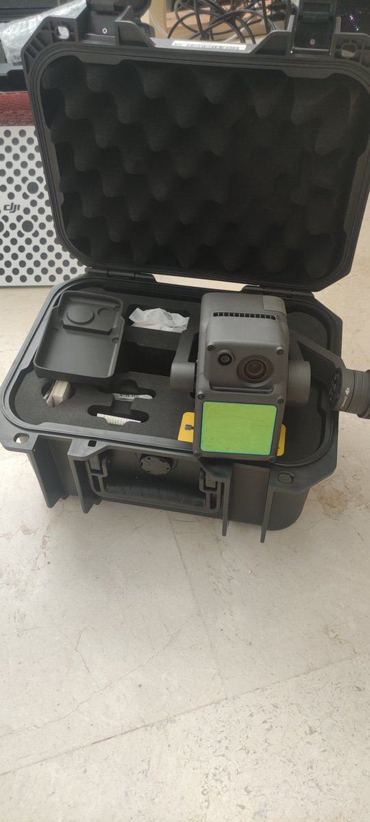 Dendronsolucion's tweet photo. Nuevas incorporaciones a la plantilla de Dendron. Matrice 300 RTK, sensores Lidar L1, térmica H20 y multiespectral. El propósito es mejorar la calidad de nuestros servicios en inventarios forestales, levantamientos topográficos, diagnósticos y otras aplicaciones #GestiónForestal https://t.co/S5eE8QpW42