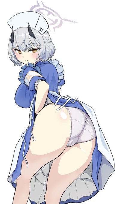 セナに嫌な顔というか事務的にパンツ見せてもらいたい落書き

そのうちエッチなのも落書きしたい 