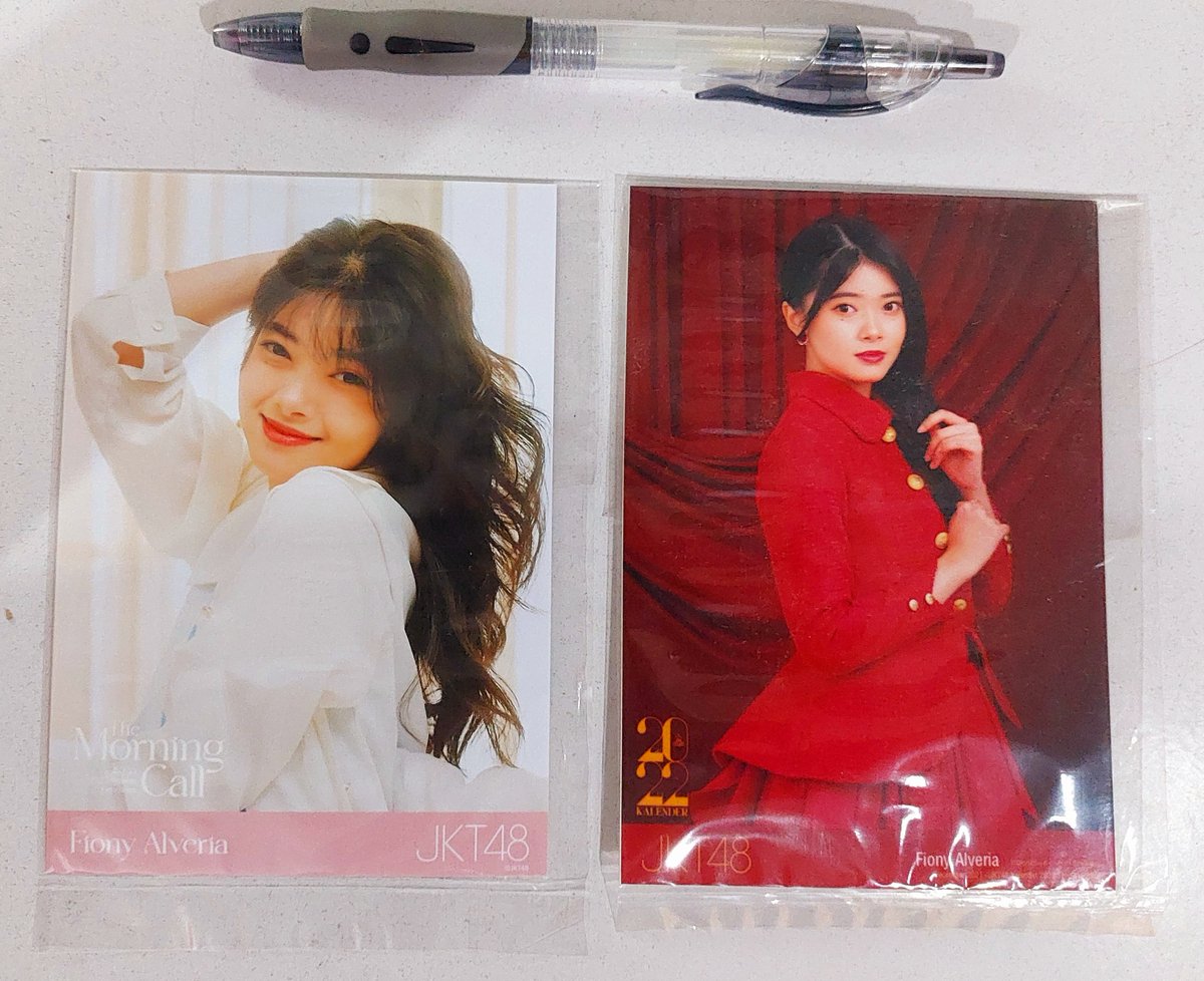 WTS :
🔴Calendar 2023 edition
PP Fiony
🟡Calendar 2022 edition
PP Fiony
#JKT48 
#TheTen
#MorningCall