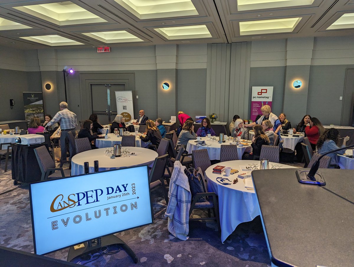 Christine Saunders tweet media