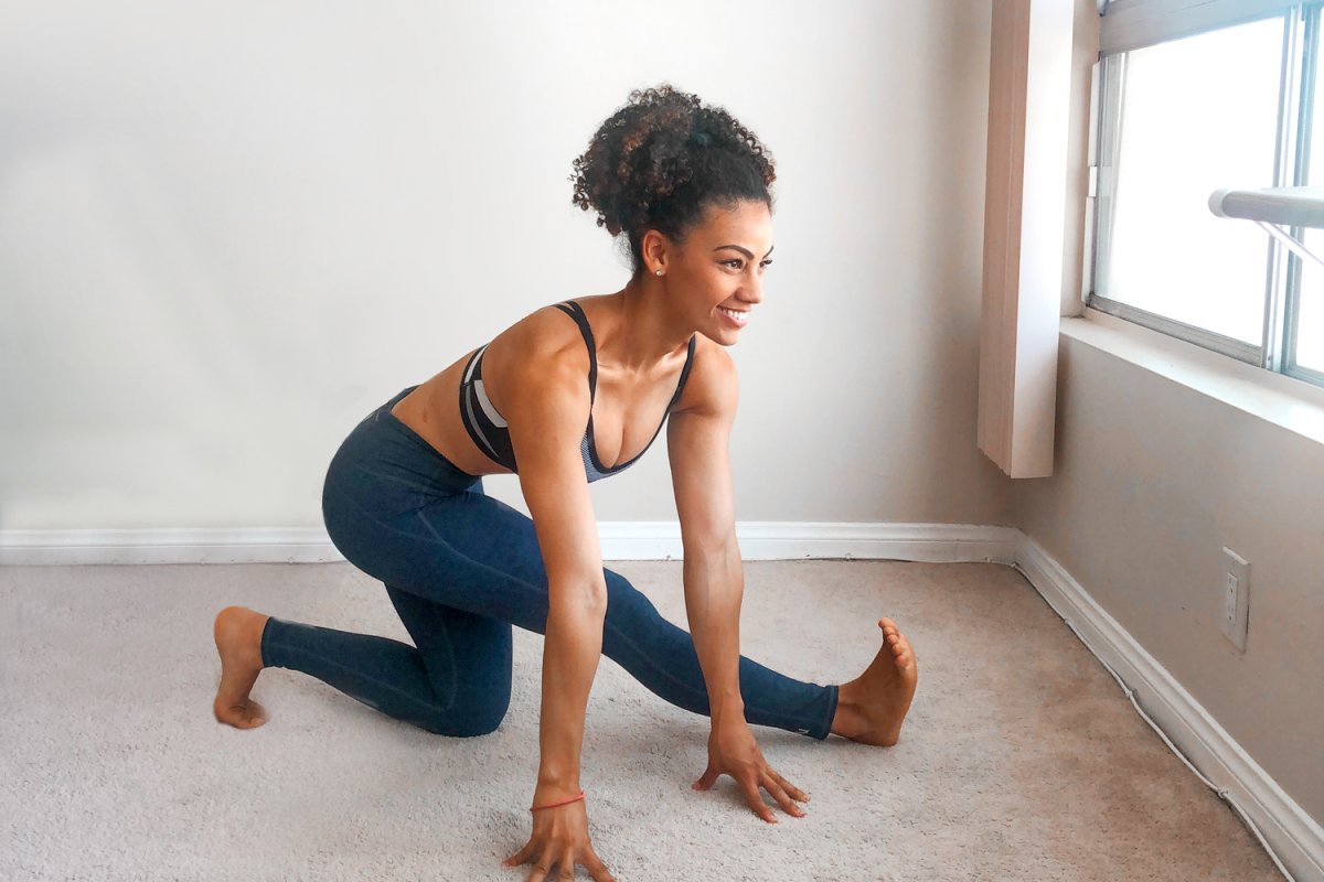 HyProCure's tweet photo. Looking to start a more consistent, targeted stretching routine that will loosen up your lower body and set you on the right foot for any workout? https://t.co/eG3OujkvfT #hyprocure #workout #flatfeet #flatfoot #exercise #workout #workingout #legday https://t.co/3MHNwXO3ND