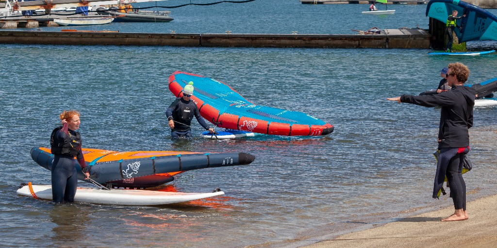 RYA's tweet photo. Build your confidence, have fun and start your lifelong love of sailing, powerboating or watersports. 

Around 270,000 people across the globe take an #RYA Training qualification each year.

Check out our top course picks 👉https://t.co/ZErIU9y7Gm https://t.co/2UjgRY8asu