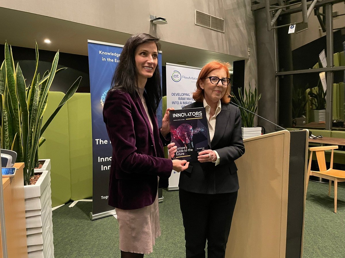 k4innovation's tweet photo. Full house at the #K4I Forum in the European Parliament New Year Reception in the #EuropeanParliament
Commissioner @GabrielMariya thanked K4I Forum for supporting #NEIA
@mgracacarvalho #K4I Forum Chair announced the launch of K4I 2.0 #innovation for purpose, innovation for good🙌 https://t.co/Xvfk97eP0h