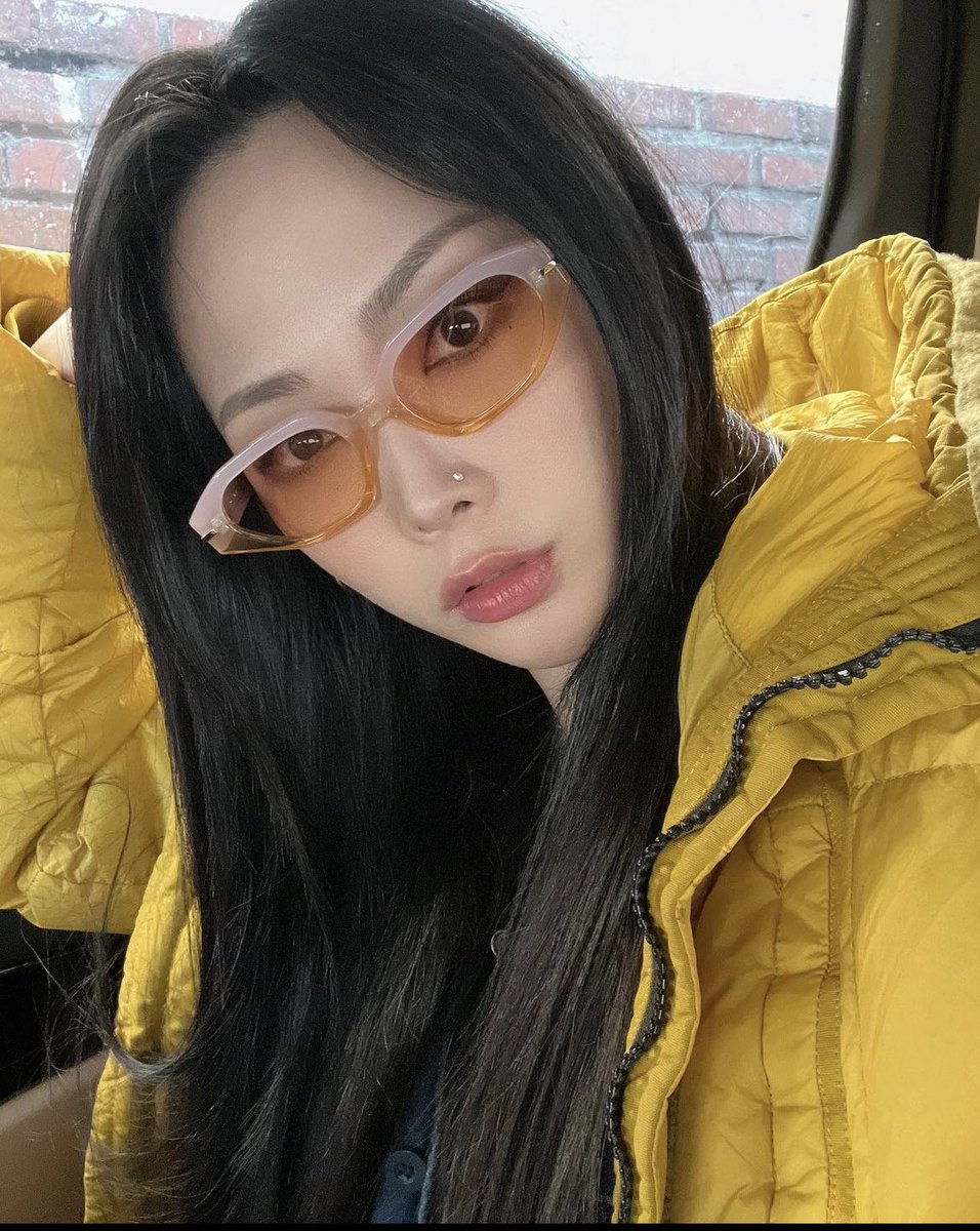 HONEY4NDBUTTER's tweet photo. 이거 정하니 아니고 허니재이 같다,4 https://t.co/0AUZtSKOwf