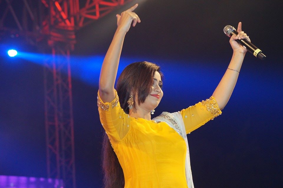 Surma_SG's tweet photo. #ShreyaGhoshal https://t.co/iXltvjDQKQ