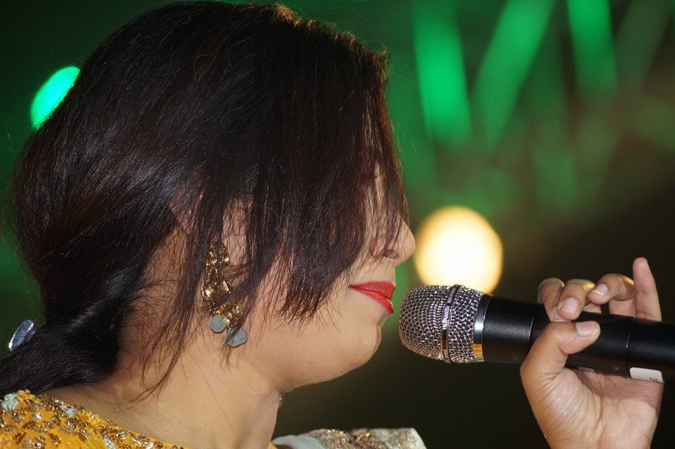 Surma_SG's tweet photo. #ShreyaGhoshal 💛 https://t.co/FUd926GkA1