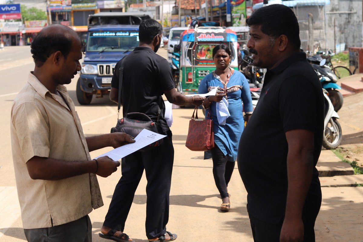 UstpacAdvocacy's tweet photo. #BlackJanuary for #journalists handbill campaign held in #Mullaitheevu #SriLanka, highlighting #NoJustice to >50 journalists, most of them #Tamils, killed or #EnforcedDisappearance in #lka. @RSF_inter @JDSLanka @kumanan93 @volker_turk @UN_HRC @USAmbSL @StateDept_GCJ @hrw @amnesty https://t.co/j5zO5PTflI
