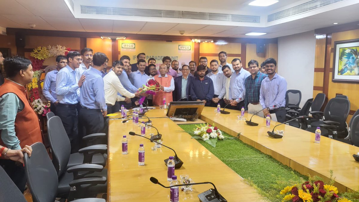drusawasthi's tweet photo. It was nice meeting with young group of GET Engineers and other professionals of IFFCO Paradeep Unit. We had a nice interactive session with discussions of new innovations and ideas by the young minds. Sh. @kjpatelparadeep Unit Head, IFFCO Pradeep was also present with officials. https://t.co/4jRWYc1Drp