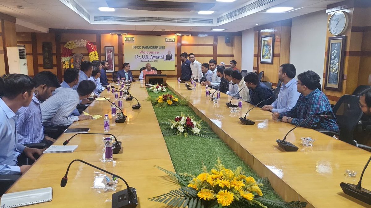drusawasthi's tweet photo. It was nice meeting with young group of GET Engineers and other professionals of IFFCO Paradeep Unit. We had a nice interactive session with discussions of new innovations and ideas by the young minds. Sh. @kjpatelparadeep Unit Head, IFFCO Pradeep was also present with officials. https://t.co/4jRWYc1Drp