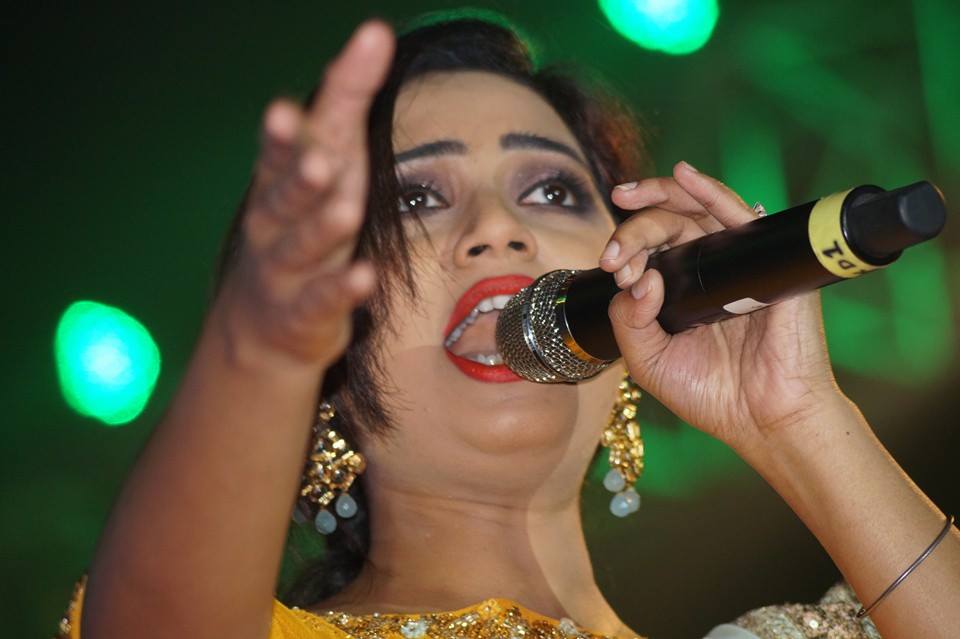 Surma_SG's tweet photo. #ShreyaGhoshal https://t.co/p91GmBAq5h