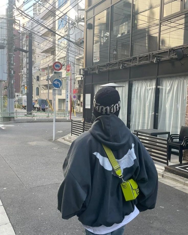 gab. (@livrlver) on Twitter photo 