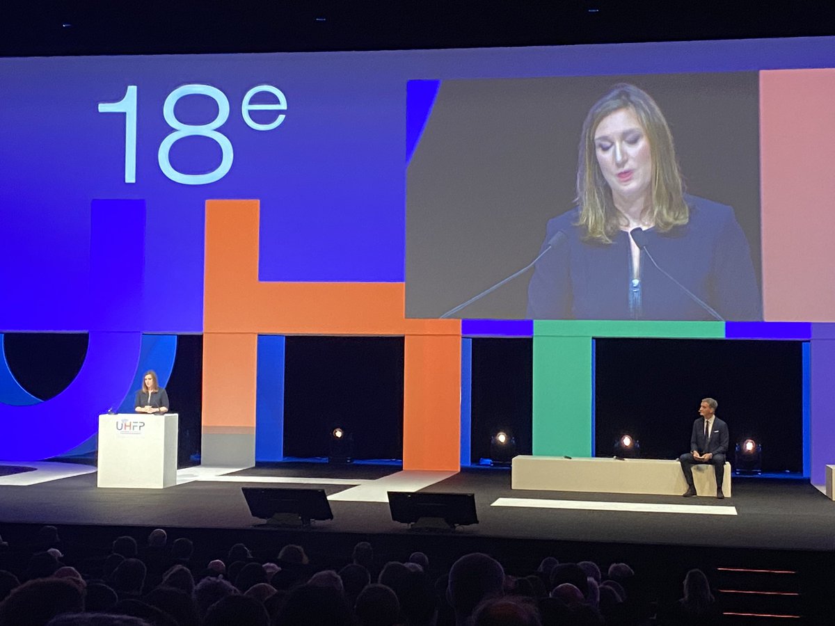 #UHFP2023 Concernant la VAE, qui reste encore trop peu utilisé, nous allons réaliser un « big bang de la formation VAE » pour multiplier par trois le nombre de bénéficiaire d’ici la fin du quinquennat. <a href="/CGrandjean_/">Carole Grandjean</a>