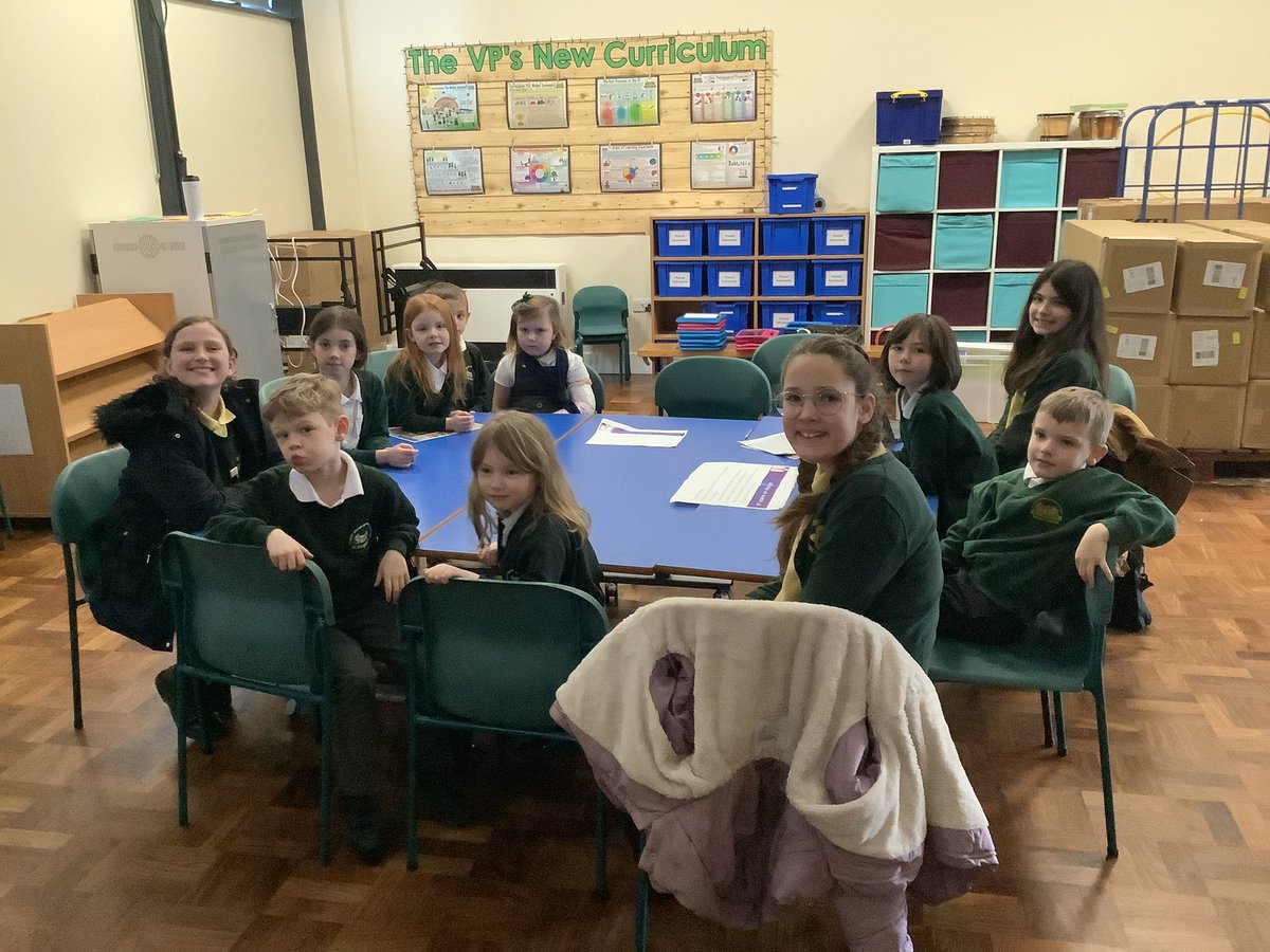 Today our Little Disciples met with the Worship Leaders from @esgobmorgan to write a prayer for both schools. The children had some fabulous ideas and did a wonderful job #VPEI #VPHC @DioStAsaphEdu