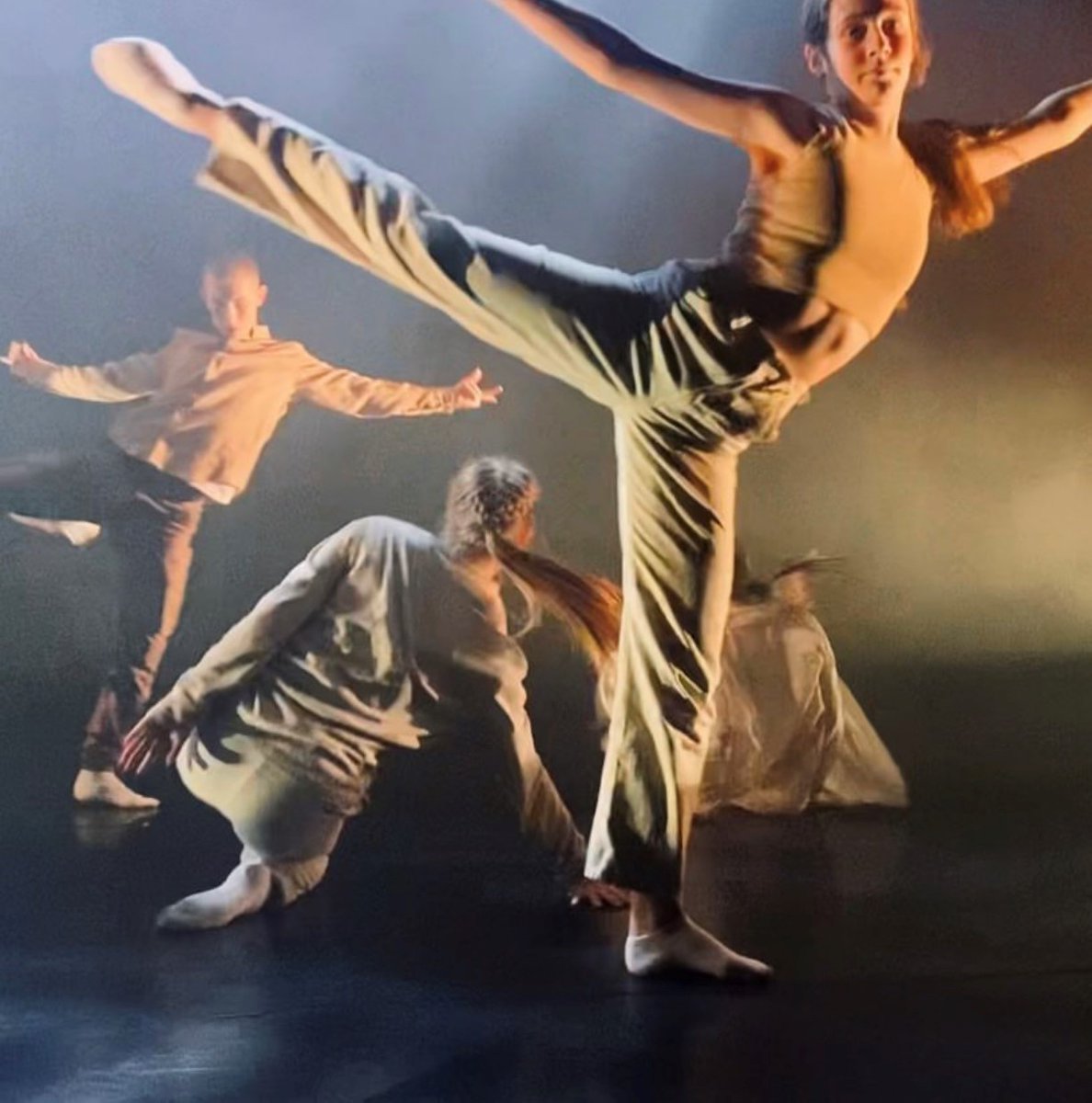 The Point (@pointeastleigh) on Twitter photo Did you know as part of our #Unfiltered evening this Sunday our in-house youth companies <a href="/HYDCdance/">HampshireYouthDance</a> & #ORByouthdanceco will be sharing work? We cannot wait to see what these talented troupe of young aspiring dancers have to offer! bit.ly/3XT1I7I Did you know as part of our #Unfiltered evening this Sunday our in-house youth companies <a href="/HYDCdance/">HampshireYouthDance</a> & #ORByouthdanceco will be sharing work? We cannot wait to see what these talented troupe of young aspiring dancers have to offer! bit.ly/3XT1I7I
