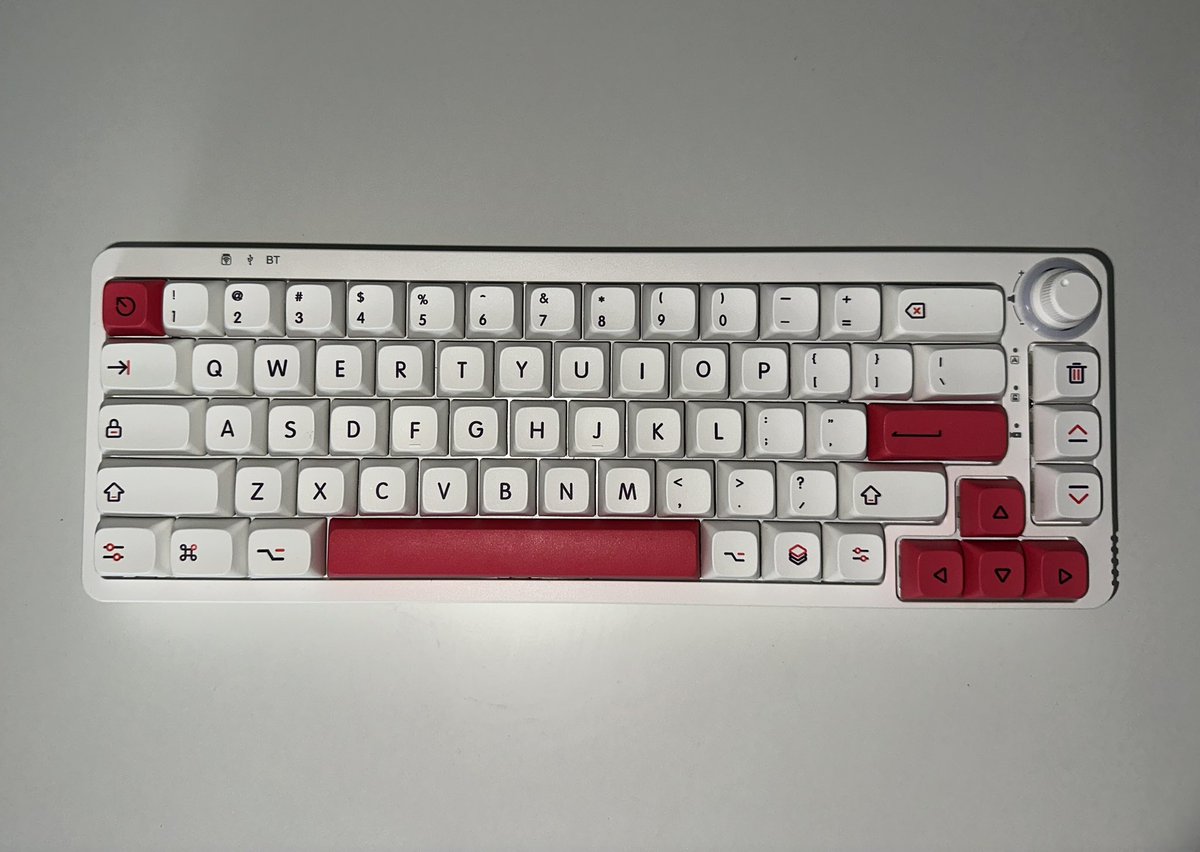 BinarioGM's tweet image. Custom Keyboard 2023: XDA, NK Cream, PBT doble inyección, 67%

#keyboard #customkb #DIY