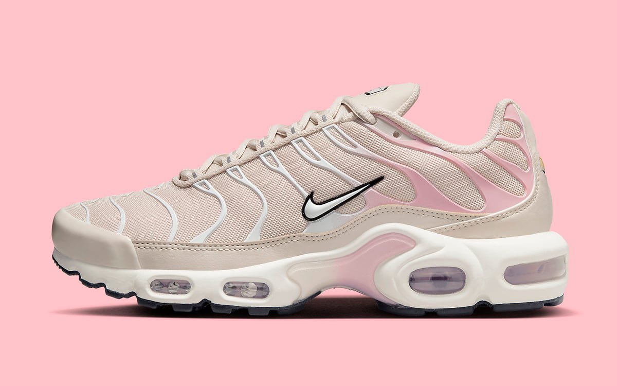 FitThemAll's tweet photo. Images officielles de la Nike Air Max Plus « Oxford Pink » 🪷 https://t.co/4r5W7sMX7N