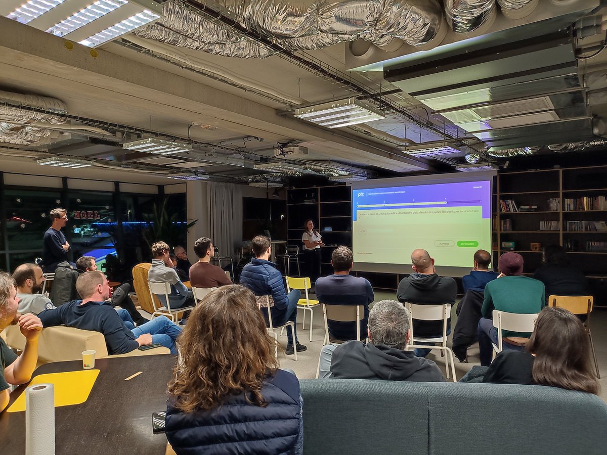 Un grand merci au <a href="/marsjug/">Marseille JUG</a> pour leur accueil et leur gentillesse. 
Très heureuse d'avoir pu partager à nouveau ce sujet passionnant #PersuasiveDesign 🙏

On a même pu retrouver des patterns au sein de <a href="/Pix_officiel/">Pix</a> 

Les slides ici 👉 docs.google.com/presentation/d…