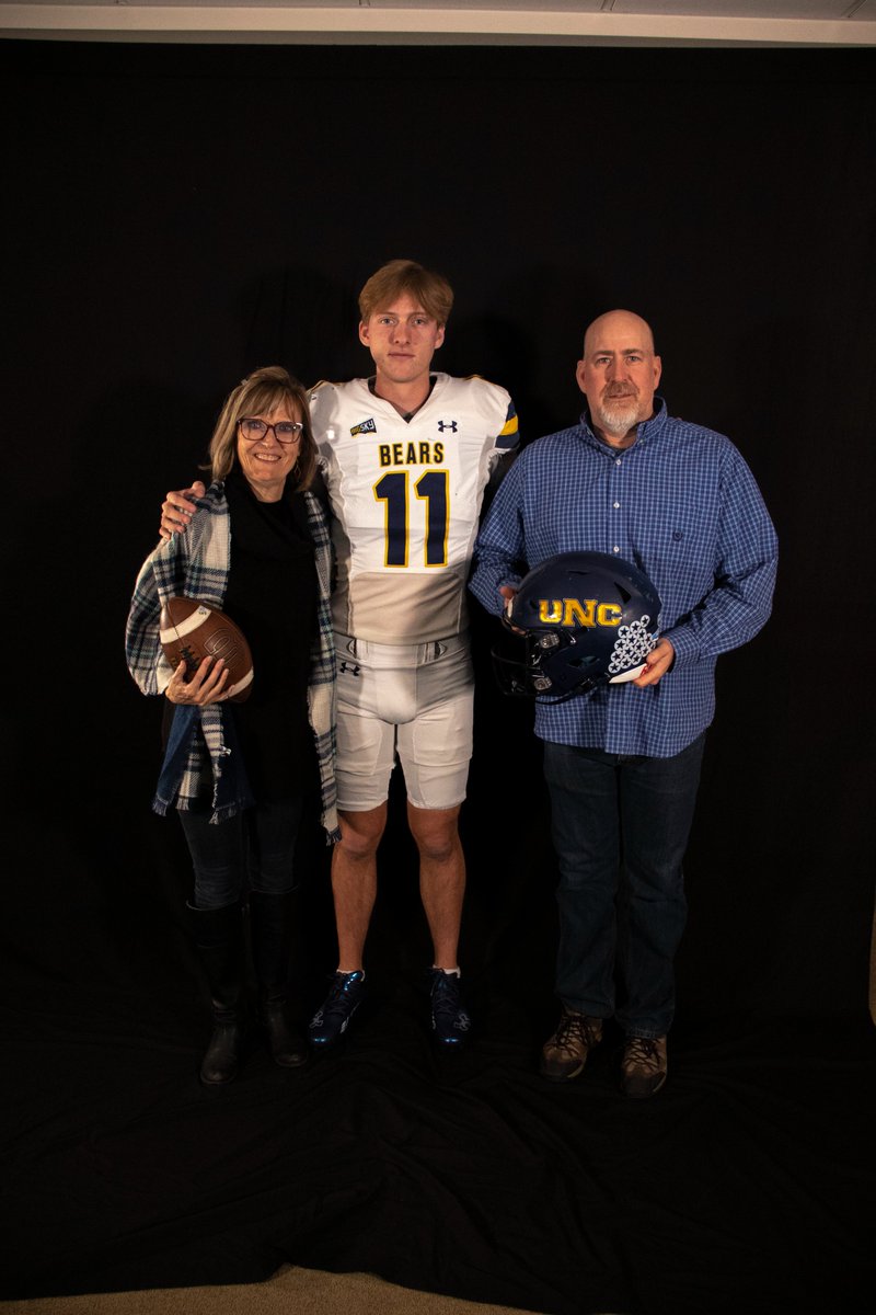 BoxKaiden's tweet photo. After a great visit and conversation with Coach Lamb and @coachblairp I am very excited to announce that I have committed to furthering my academic and athletic career with the University Of Northern Colorado!
@UNC_BearsFB @TeamFullGorilla @traininthecore @coachwes_23 @FairchildQ https://t.co/8hiMj5latT