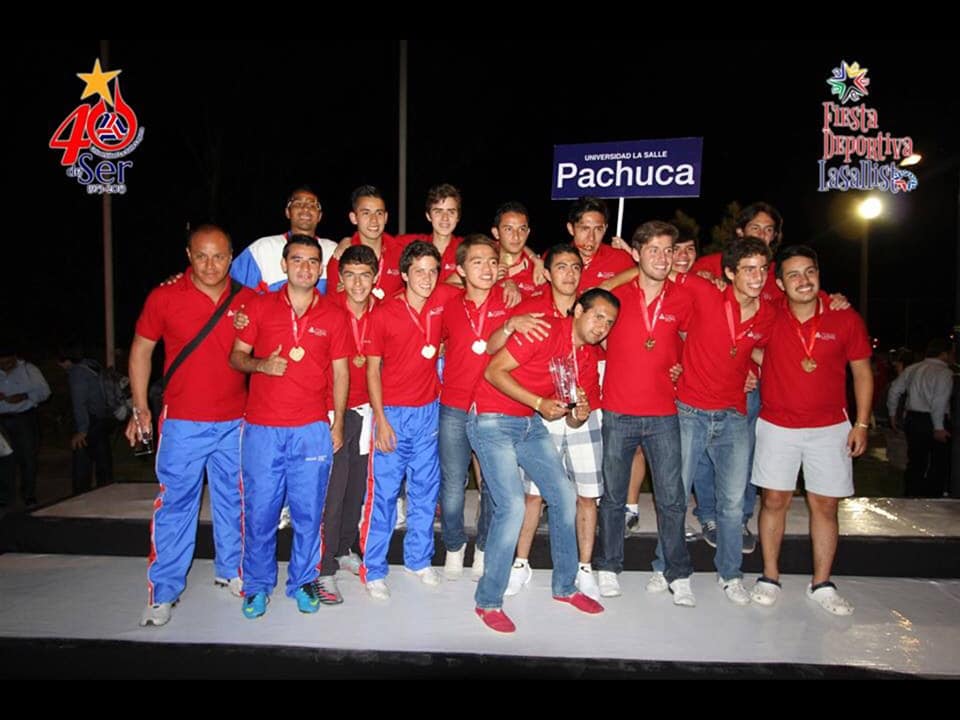 LaSalleP's tweet photo. Sacando del baúl de los recuerdos nuestra participación en 🏐 Intersedes, 🏀 ¿Cuéntanos tú en cuál participaste? y si tienes fotos, ¡mucho mejor! 😀
#SomosLaSalle #Pachuca #Intersedes  #Deportes https://t.co/49lQ2JEnpt