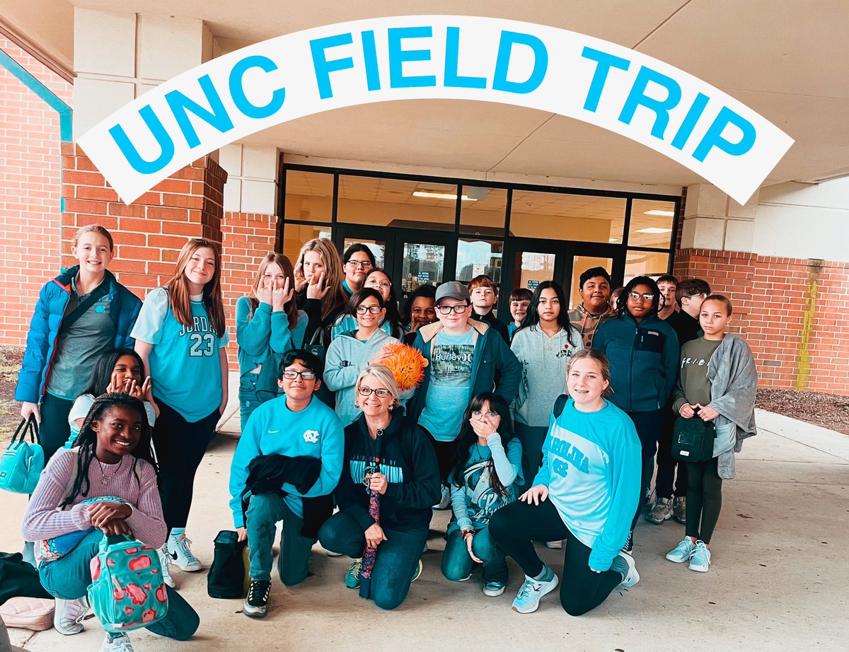 BarbourAvid's tweet photo. UNC FIELD TRIP π #avid #mxmsmustangs @MXMSmustangs @AVID4College @JCPS_AVID https://t.co/vhAPdOPVoH