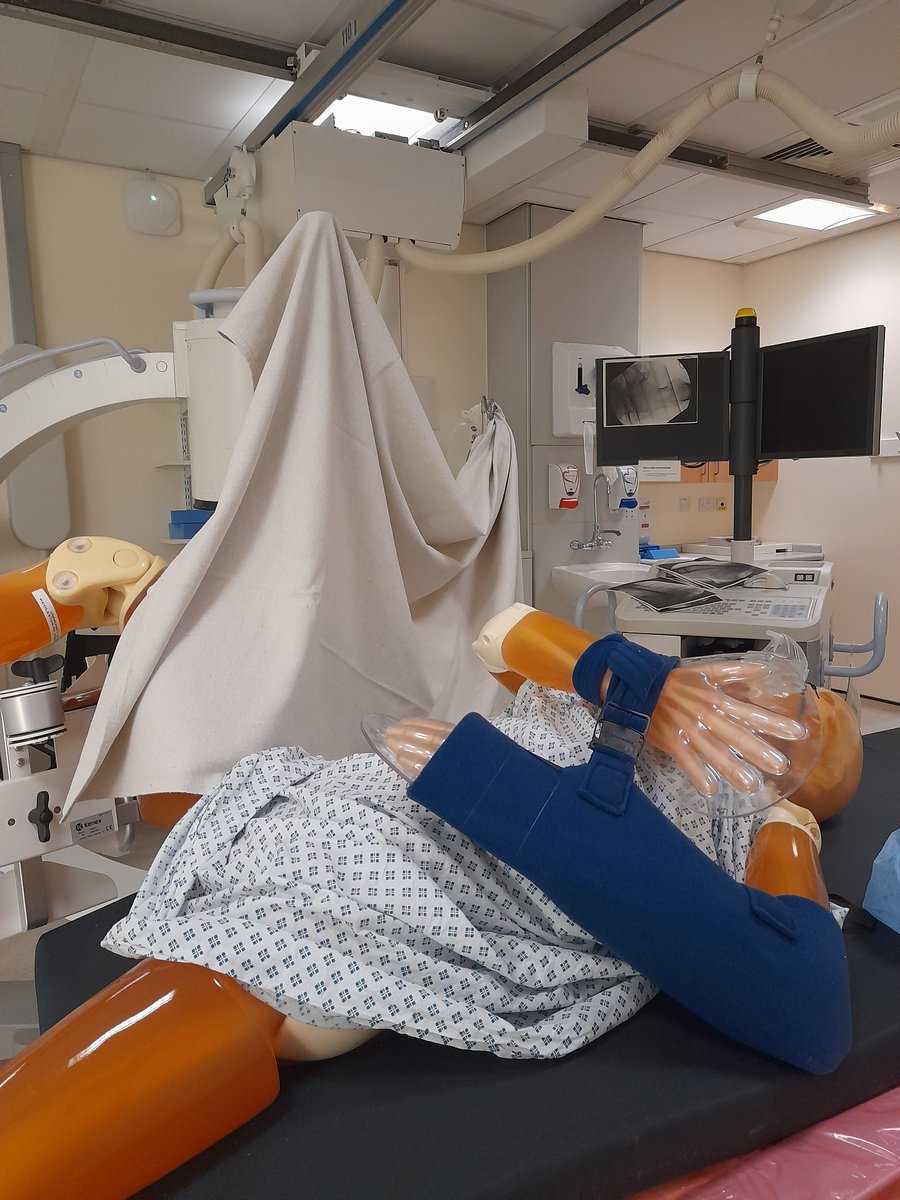 Claire Duckett (@claireduckett20) on Twitter photo Orthopaedic theatre assessment practice today. DHS using phantom and lots of creativity ! Great participation from students and Radiographers @uhdbtrust <a href="/UoDDiagnosticI1/">UoD_DiagnosticImaging 💙</a> Orthopaedic theatre assessment practice today. DHS using phantom and lots of creativity ! Great participation from students and Radiographers @uhdbtrust <a href="/UoDDiagnosticI1/">UoD_DiagnosticImaging 💙</a>