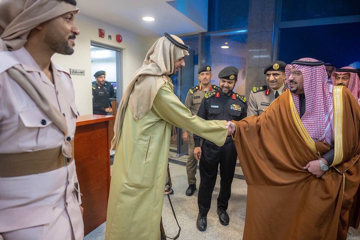 ثمّن سموه جهود ابطال الأمن المتميزة..

سمو #امير_القصيم  : كل الشكر والتقدير لسمو وزير الداخلية - حفظه الله -  ولمعالي مدير الامن العام 
وكافة المسؤولين على العناية والرعاية المستمرة لإنجاز المقرات الامنية في جميع مناطق المملكة ومنطقة القصيم بصفة خاصة .