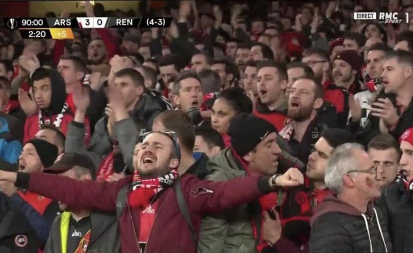 RoazhonGirl's tweet image. C’est avc tristesse que nous apprenons le décès de Ludo gd supporter rennais, membre du Roazhon’s Call, par son cousin. Triste et solidaires. Nous aimerions q’1 minute d’applaudissements soit faite au prochain match au RP. Si vous pouvez partager pr que le club le voit. Merci bcp