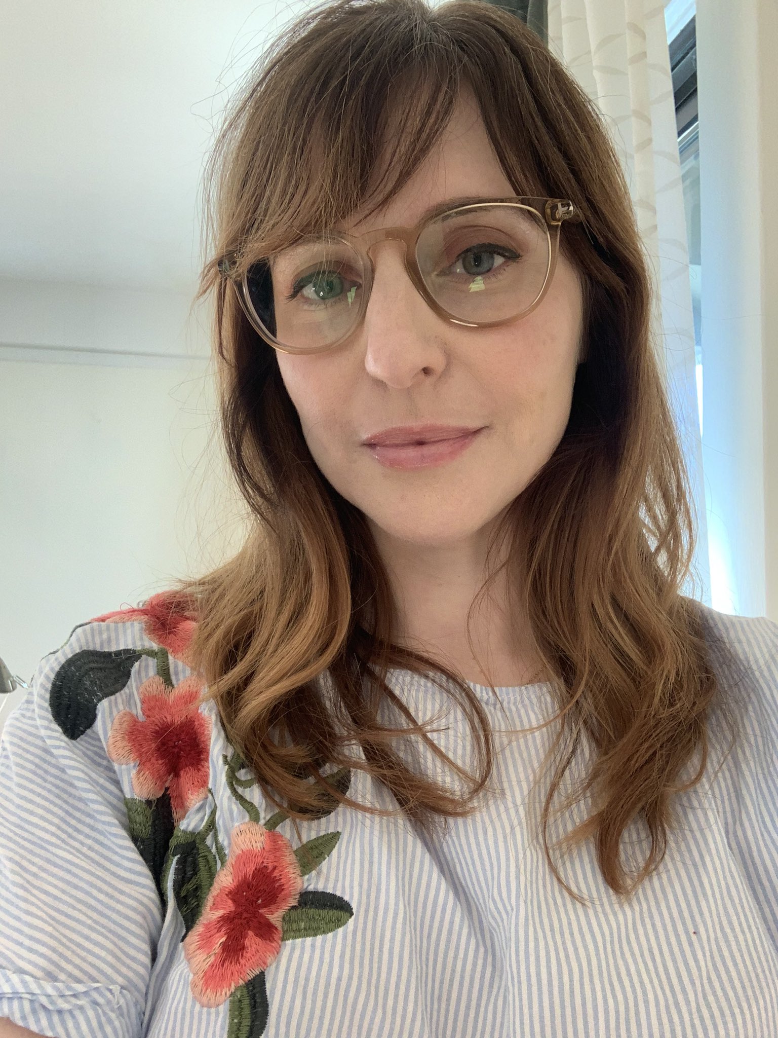 The Lily Lou Onlyfans Experience: A Review - ngfxnr6