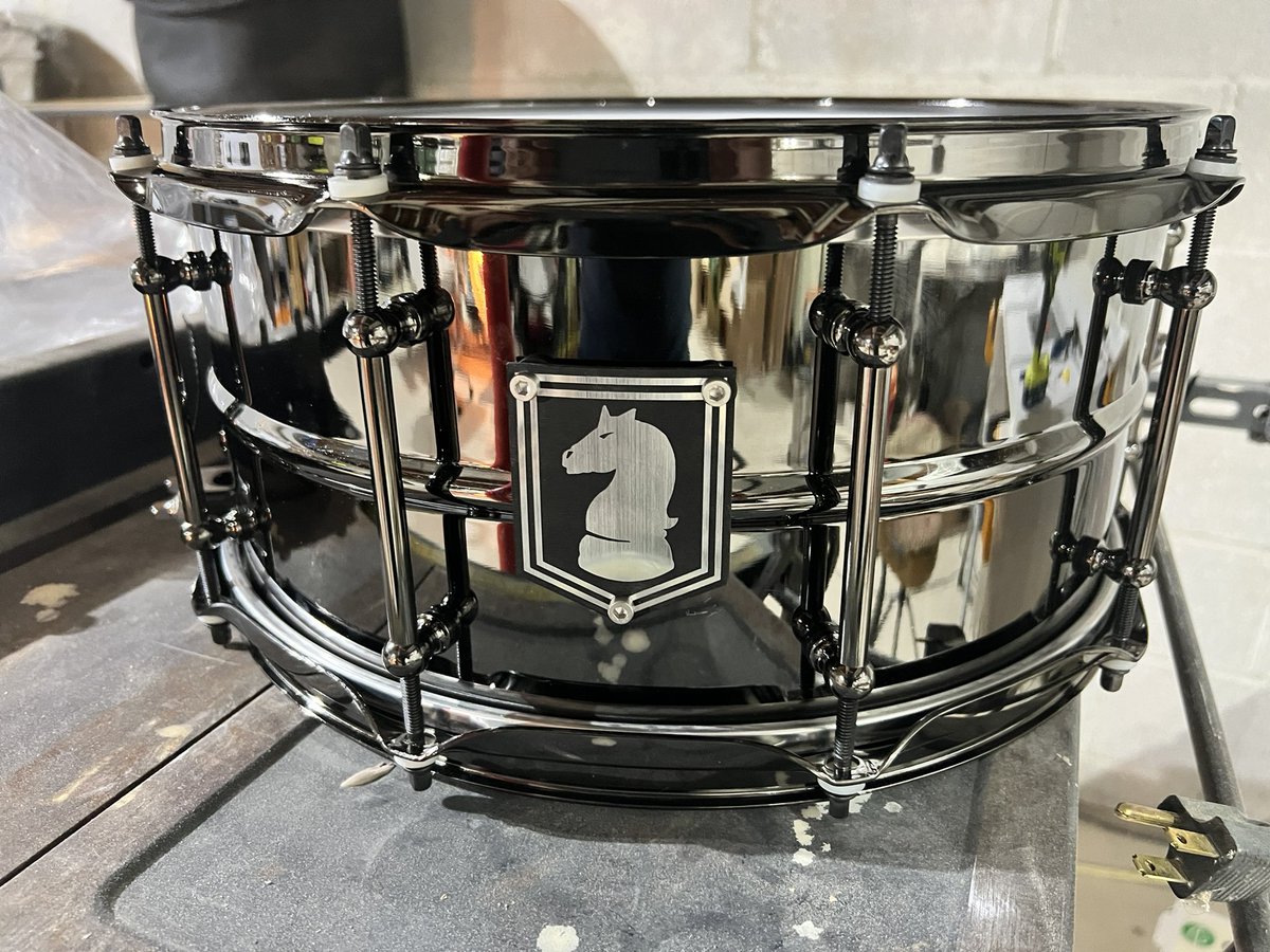 The Dark Knight 6.5 x 14

#darkhorsepercussion #customdrums #drums