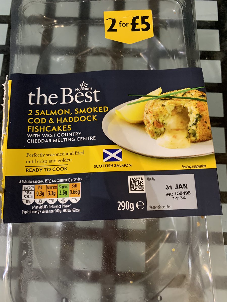 SuseSWLeedstown's tweet photo. Thank you @Morrisons 😊absolutely love your @SlimmingWorld #FoodOptimising friendly fish cakes at only 2 syns each 🥰 https://t.co/vsPEMWkIRn