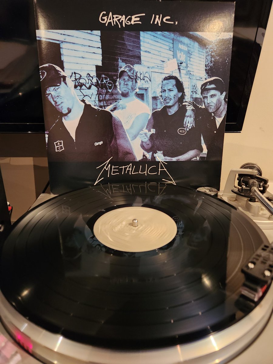 SpinVinyl1's tweet photo. Metallica's Garage Inc is a great collection of covers from over the years. I compared the original to the blue Walmart and the original comes out on top. Just sounds clearer and louder.
#Metallica #GarageInc #SoWhat #TurnThePage #CrashCourseInBrainSurgery #TheWait #vinylrecords https://t.co/hUwN1GkEpF
