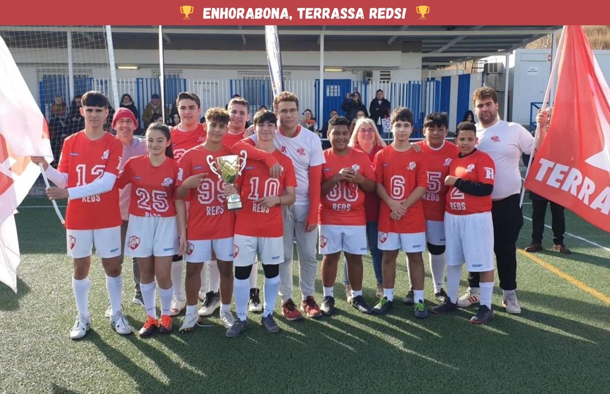 jordi_ballart's tweet image. 👏🏆 Nou títol per a l’esport egarenc! 

🏈 Els @terrassareds guanyen Copa Catalana Infantil de #futbolflag en la Final a Quatre en vèncer els @BiguesFootball (3⃣3⃣-1⃣4⃣) i els @BDN_Dracs (2⃣0⃣-2⃣5⃣) 

🌟 I el terrassenc Pol López, MVP de la Final a Quatre! 

🎉 Felicitats!