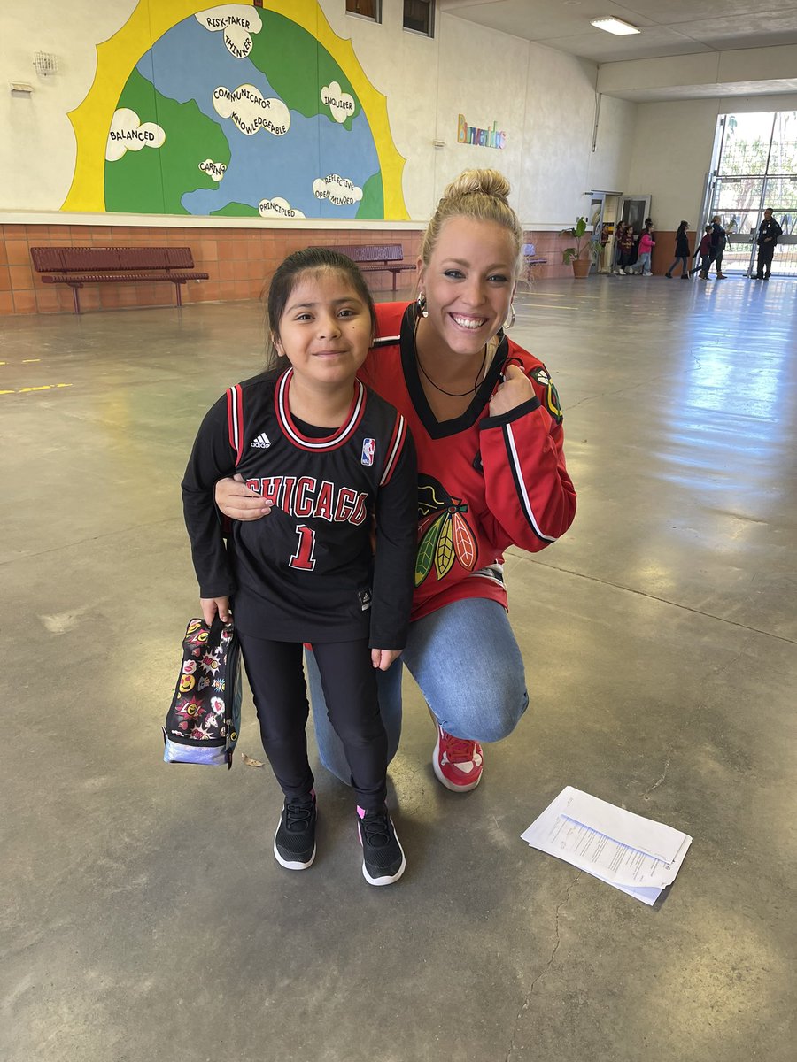 Matching Chicago jerseys to celebrate World Kindness! #blackhawks #chicagobulls <a href="/warriors112/">Wilson Elementary</a> <a href="/Erikardz11G/">Erika G. Garcia</a>